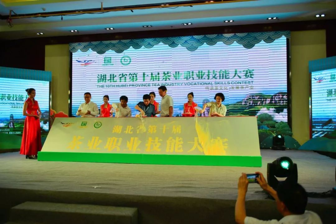 23371_ucxe_5852.jpg