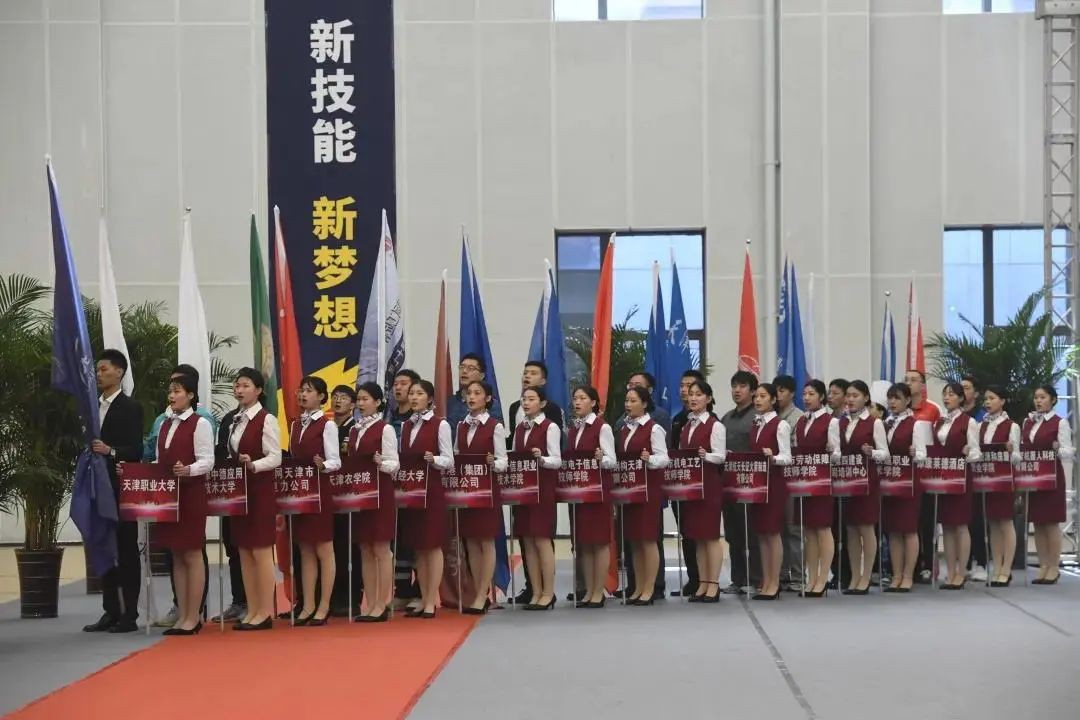 7955_q7ax_8823.jpg