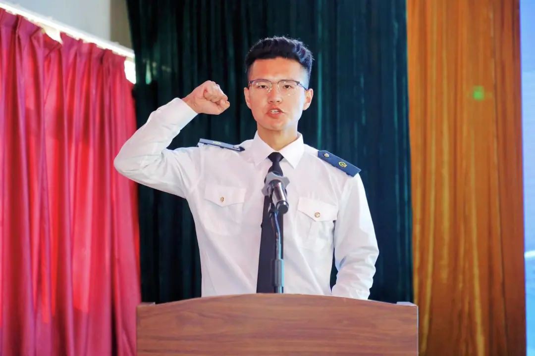 9192_qiaq_1441.jpg