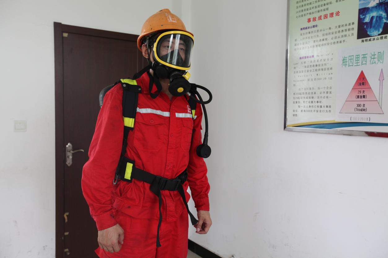 3792_nrhz_2925.png
